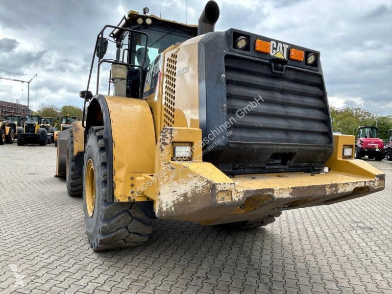 Nakladač Caterpillar 972 M