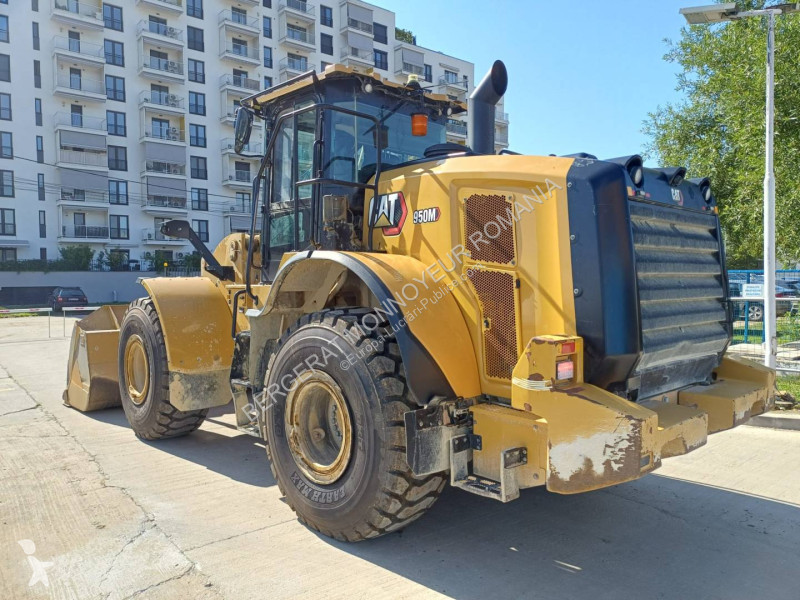 Nakladač Caterpillar 950M