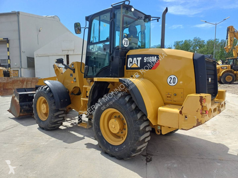 Nakladač Caterpillar 918M