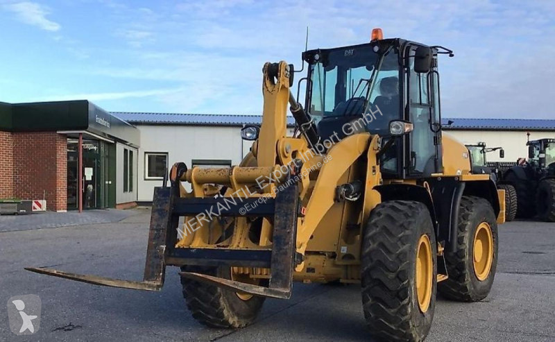 Nakladač Caterpillar  914 M