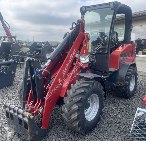 Nakladač Schäffer  4670