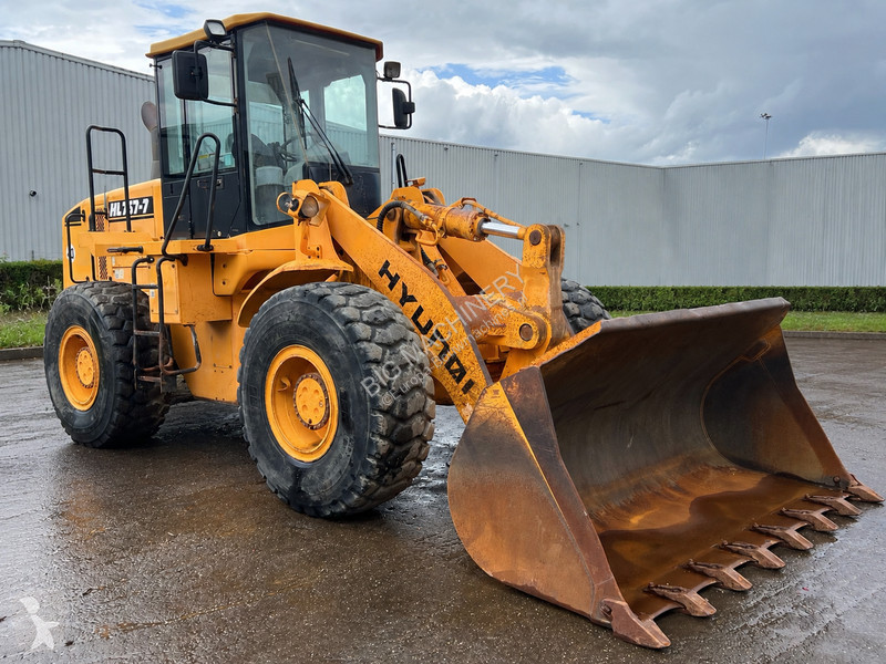 مُحمّلة Hyundai HL757-7