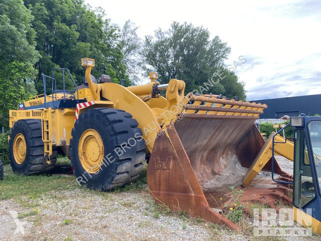 Nakladač Komatsu  WA700