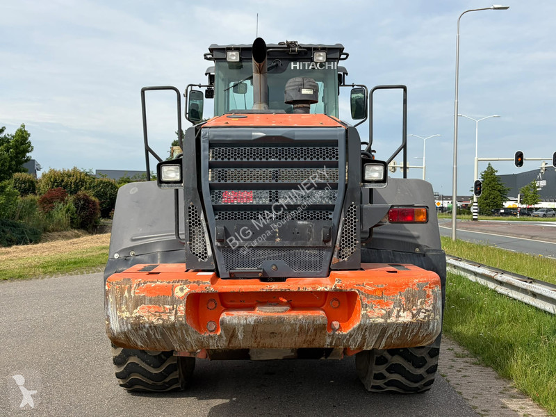 Nakladač Hitachi 5B