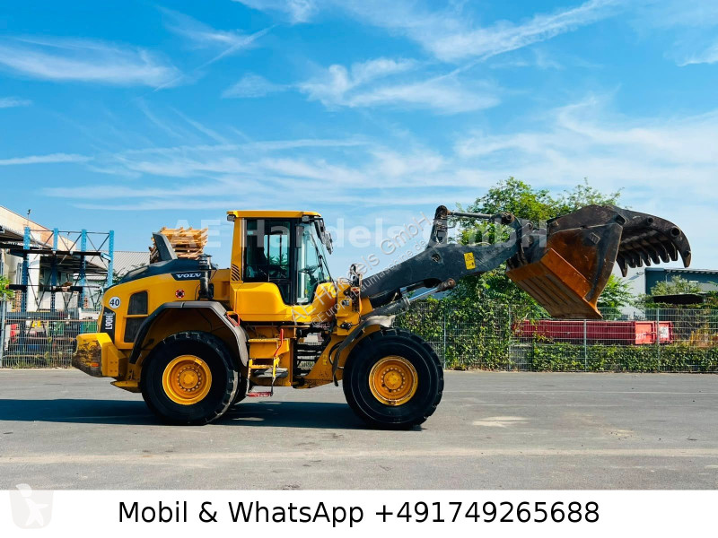 مُحمّلة Volvo L90H...