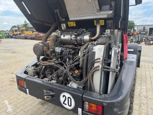 Nakladač Yanmar V80-5