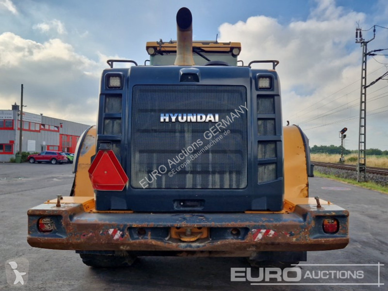 مُحمّلة Hyundai HL970