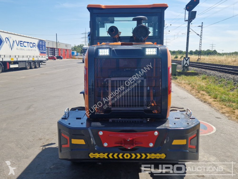 Nakladač  HJ938