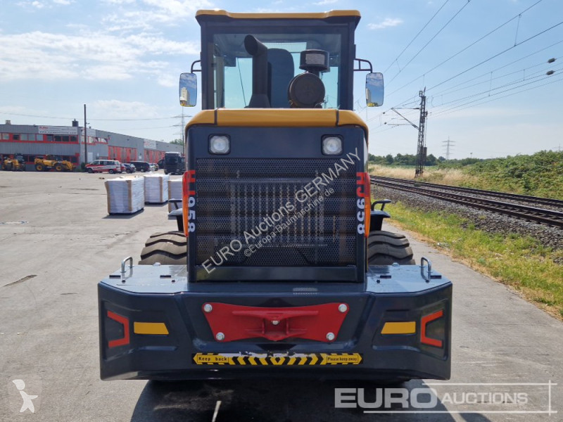 Nakladač  HJ958