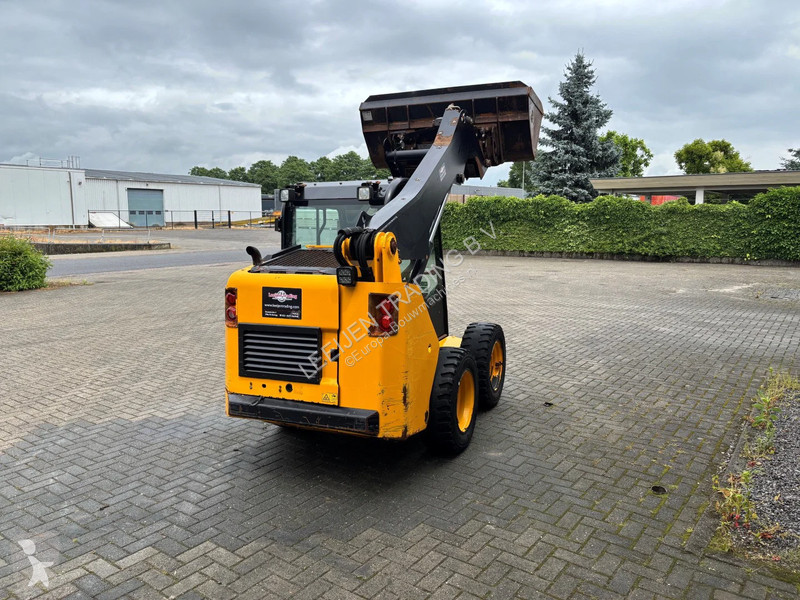 Nakladač JCB 155 (T4) BW2