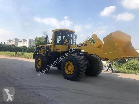 Nakladač Komatsu