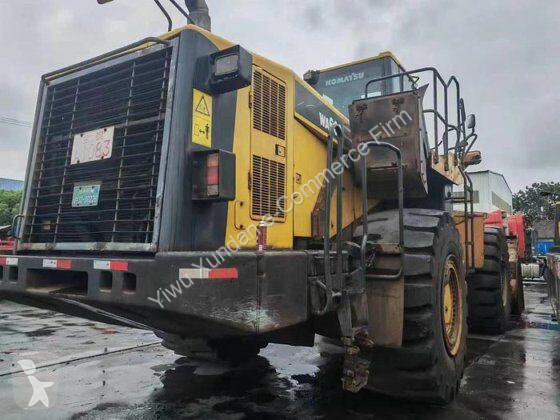Nakladač Komatsu WA600-6