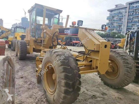 مُحمّلة Caterpillar 120H