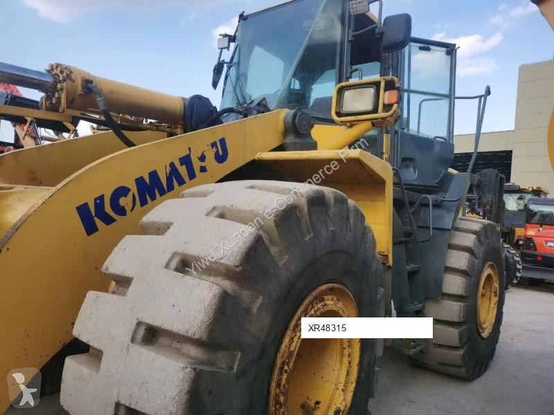 Nakladač Komatsu