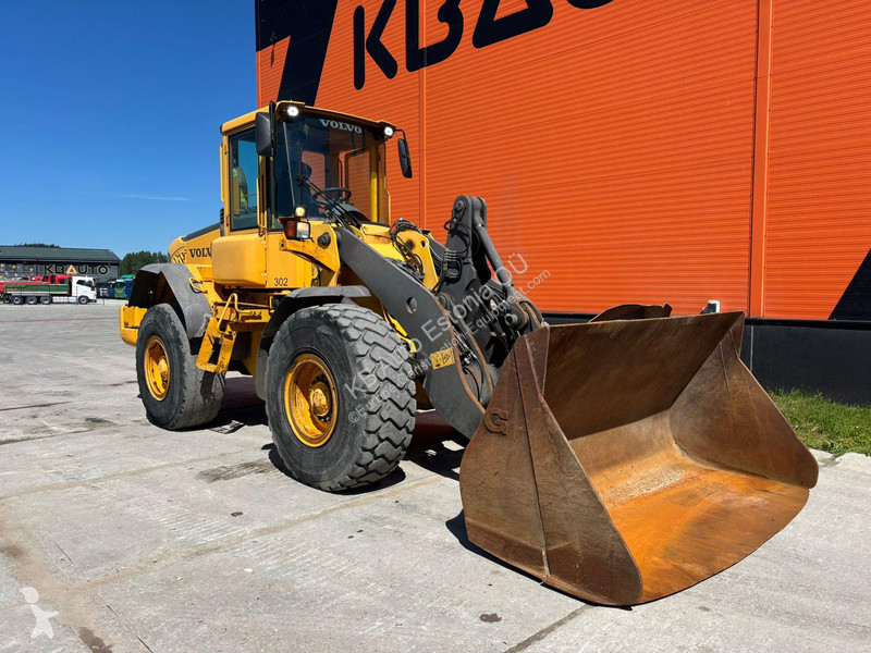 Фронтальный погрузчик Volvo L 90 E 4x4 CENTRAL...