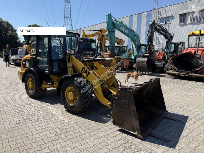 Pala Caterpillar CAT 906M Radlader 55 kW 5600 kg