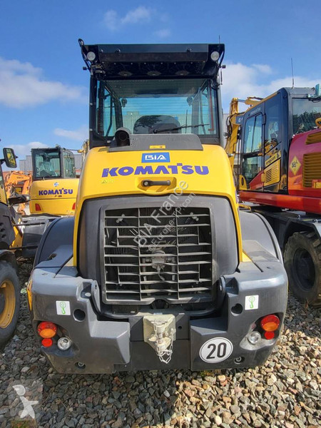 Nakladač Komatsu WA100M-8