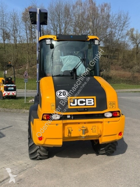 Nakladač JCB N-