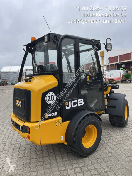 Nakladač JCB