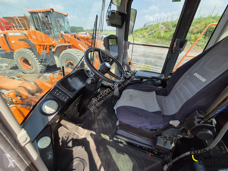 Фронтальный погрузчик Doosan 4205
