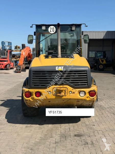 Nakladač Caterpillar 906M
