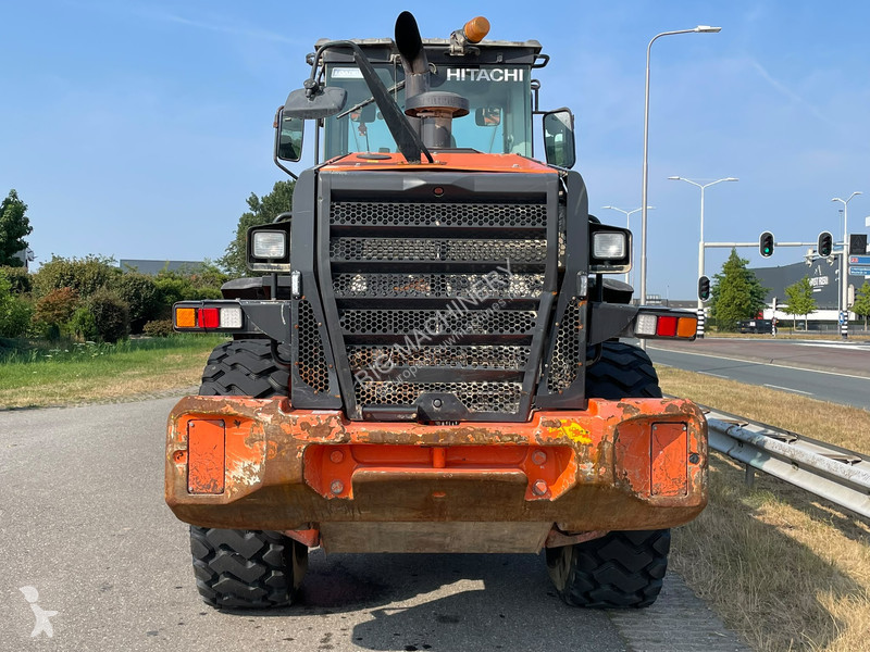 Nakladač Hitachi 5B