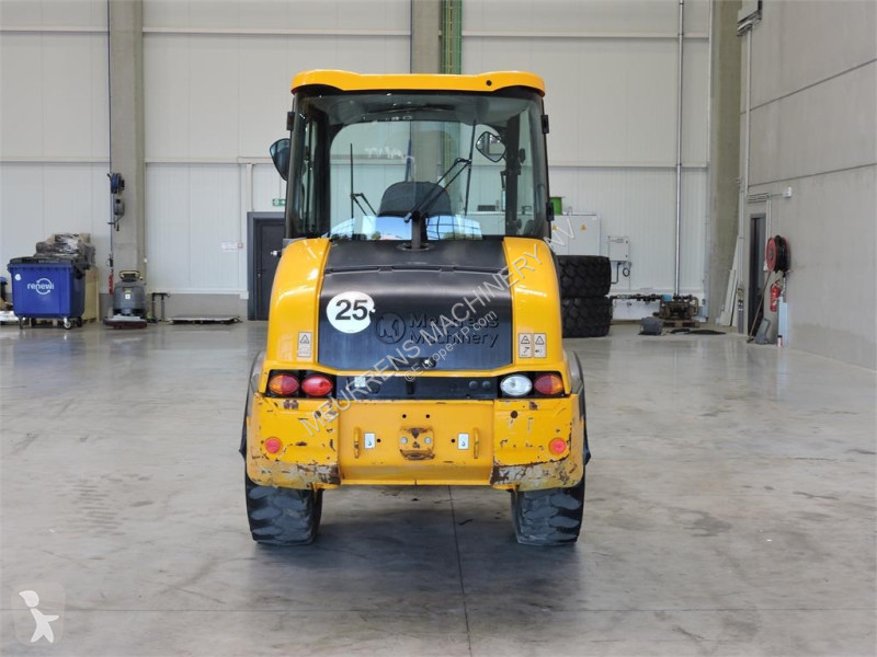مُحمّلة JCB 406 + Fork