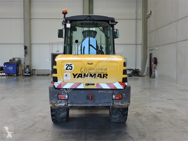 Nakladač Yanmar V80 + Fork