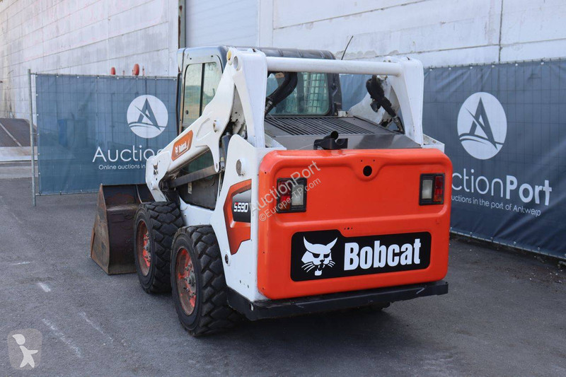 مُحمّلة Bobcat S590