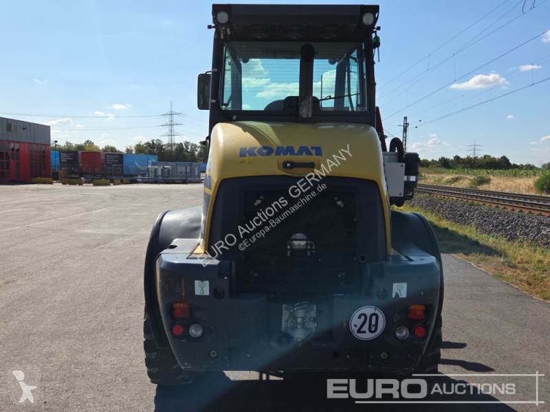 Nakladač Komatsu WA100M-7
