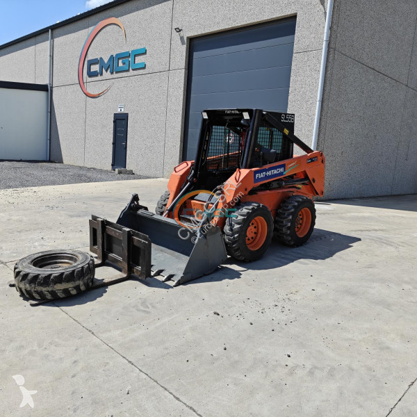 Фронтальный погрузчик Fiat-Hitachi