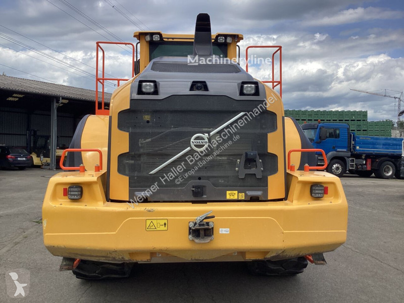 Nakladač Volvo