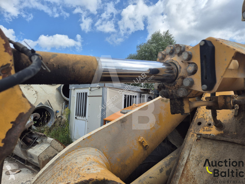 مُحمّلة Liebherr 554
