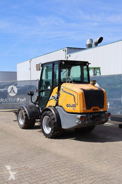 Фронтальный погрузчик Giant G5000DC Tele