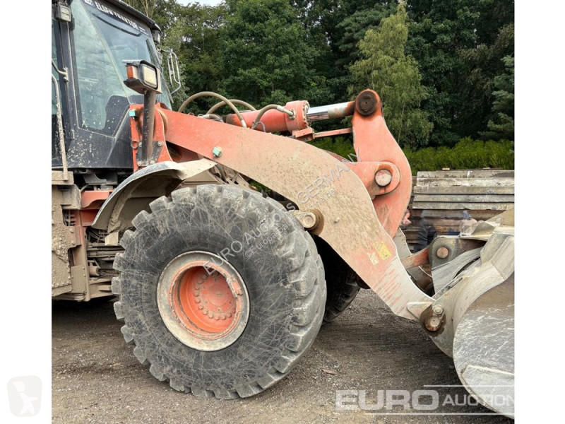 Pala cargadora Hitachi 6