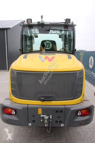 Chargeuse Neuson WL60
