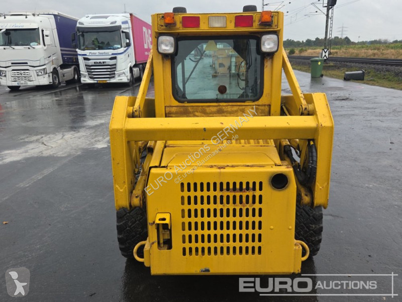Shovel New Holland LX465