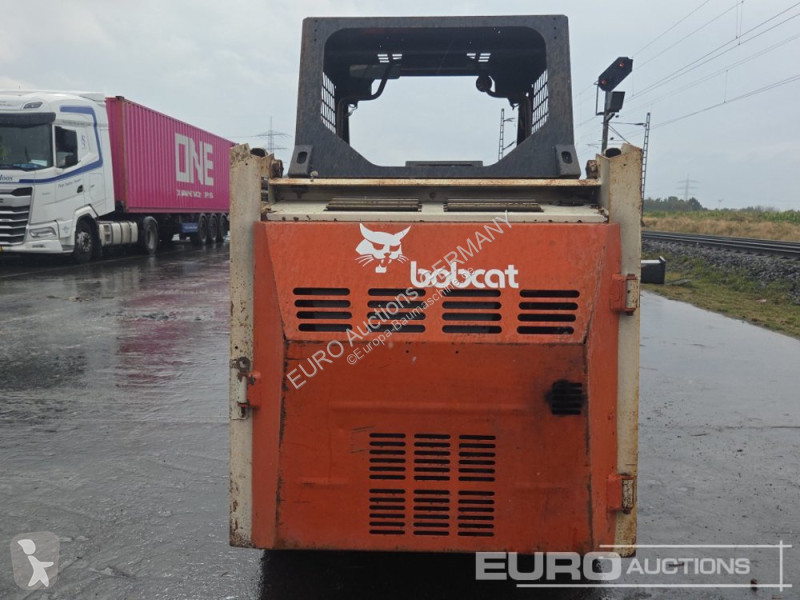 Shovel Bobcat 543