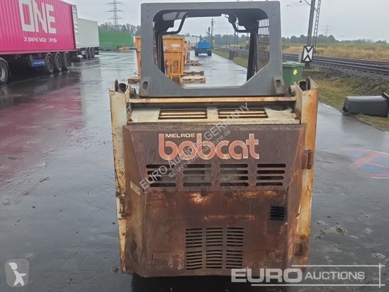 Shovel Bobcat 543