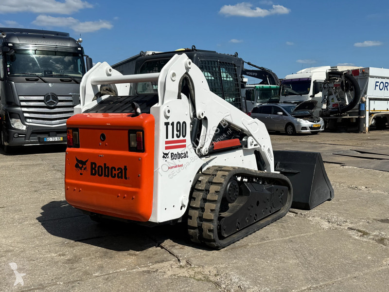 Chargeuse Bobcat SKIDSTEER Closed Cabine High...