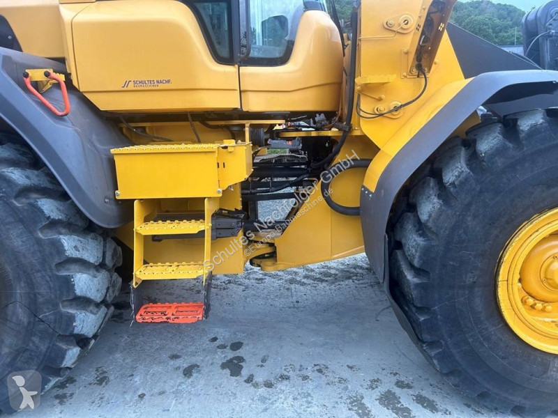 Shovel Volvo L 110 H LB