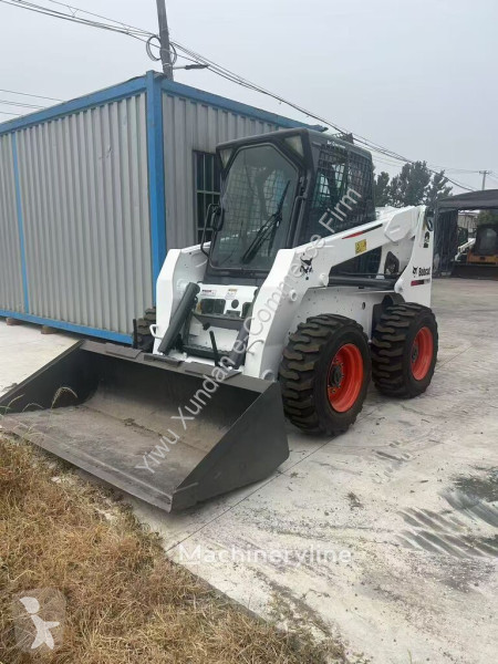 Shovel Bobcat