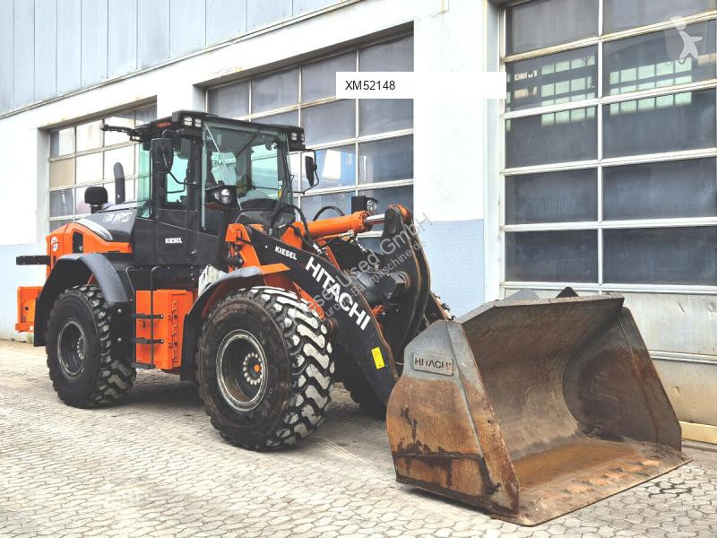 Навантажувач Hitachi 7
