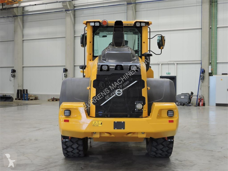 مُحمّلة Volvo New Bucket + Tyres