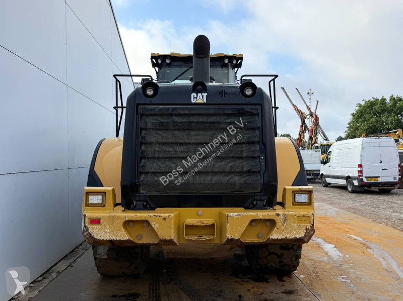 Pá carregadora Caterpillar - Automatic Greasing...