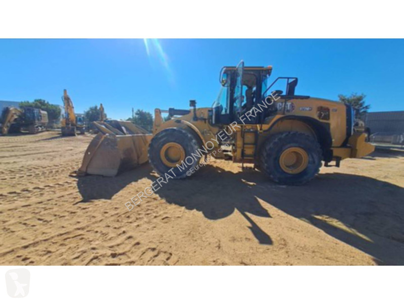 Pá carregadora Caterpillar 972M XE