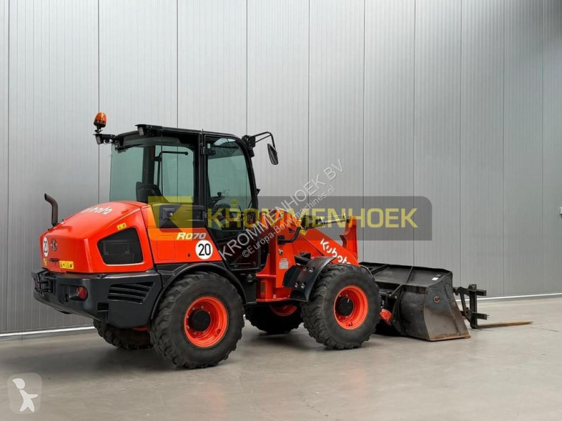 Pala cargadora Kubota R 070