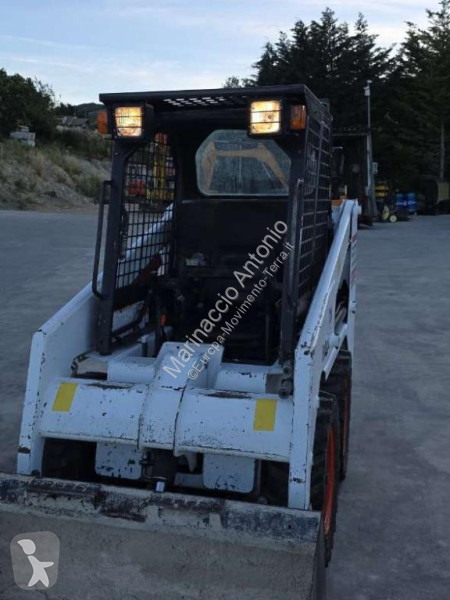 Chargeuse Bobcat 553