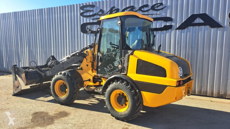 Lastare JCB T4i