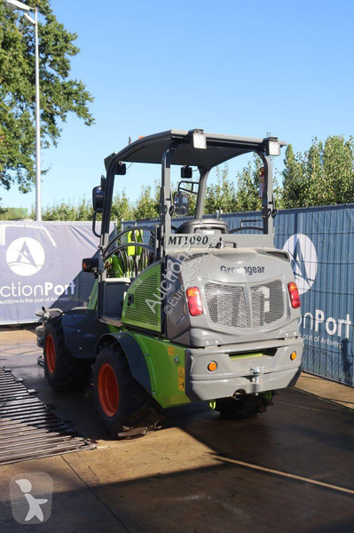 Chargeuse  MT1090